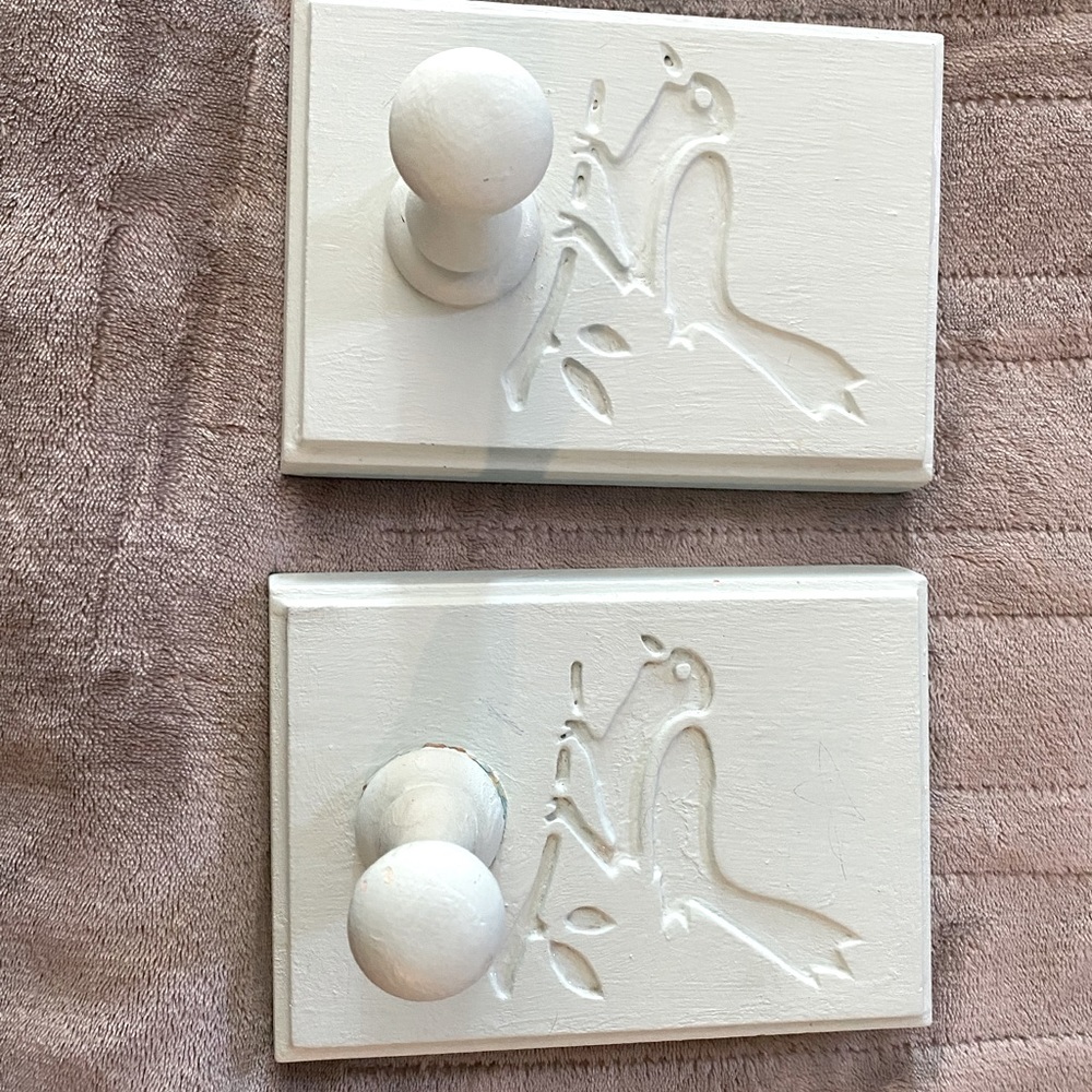 Wall hooks- birds